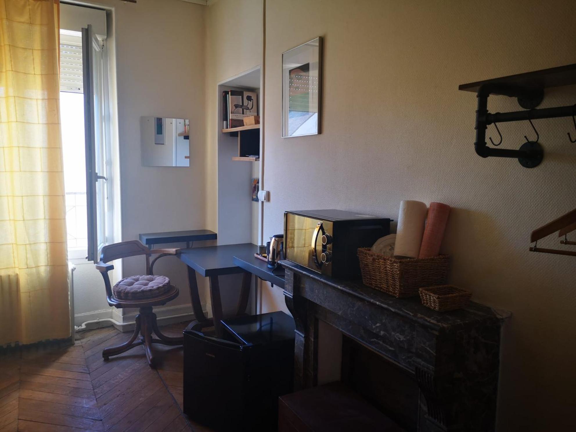 Chambres Avec Salle De Bains Et Cuisine En Centre Ville Argenton Sur Creuse Εξωτερικό φωτογραφία